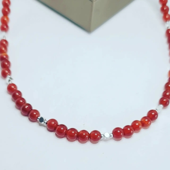 Red agate, Hematite necklace 6 mm - Picture 3 of 4